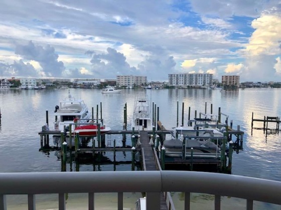 Destin, Florida 32541, 2 Bedrooms Bedrooms, ,3 BathroomsBathrooms,Residential,For Sale,Harbor,861570