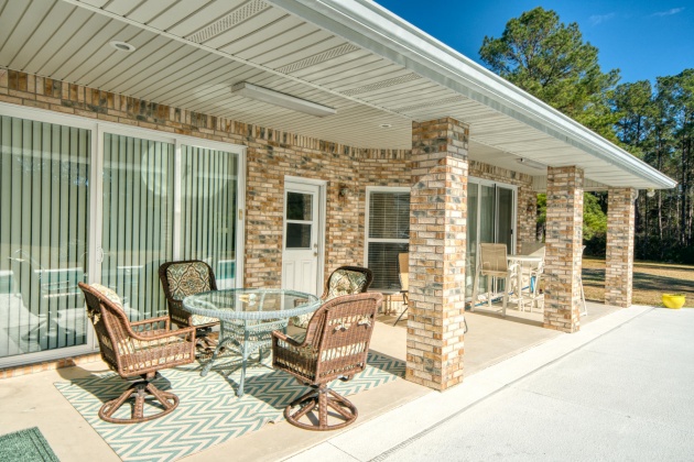 Freeport, Florida 32439, 3 Bedrooms Bedrooms, ,4 BathroomsBathrooms,Residential,For Sale,State Highway 20,861778