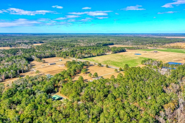 Freeport, Florida 32439, 3 Bedrooms Bedrooms, ,4 BathroomsBathrooms,Residential,For Sale,State Highway 20,861778