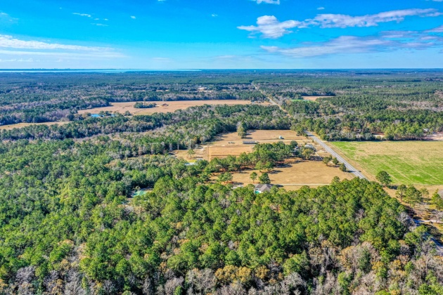 Freeport, Florida 32439, 3 Bedrooms Bedrooms, ,4 BathroomsBathrooms,Residential,For Sale,State Highway 20,861778