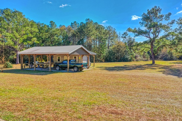 Freeport, Florida 32439, 3 Bedrooms Bedrooms, ,4 BathroomsBathrooms,Residential,For Sale,State Highway 20,861778