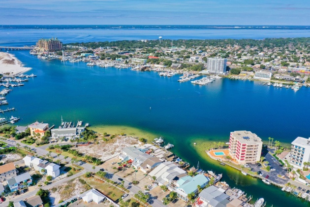 Destin, Florida 32541, 3 Bedrooms Bedrooms, ,3 BathroomsBathrooms,Residential,For Sale,Gulf Shore,862166