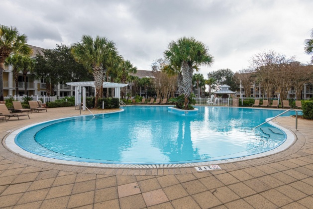 Miramar Beach, Florida 32550, 2 Bedrooms Bedrooms, ,2 BathroomsBathrooms,Residential,For Sale,Baytowne Wharf,837864