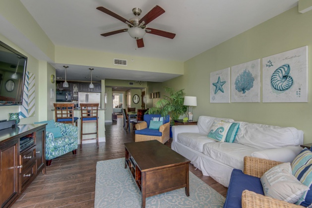 Miramar Beach, Florida 32550, 2 Bedrooms Bedrooms, ,2 BathroomsBathrooms,Residential,For Sale,Baytowne Wharf,837864