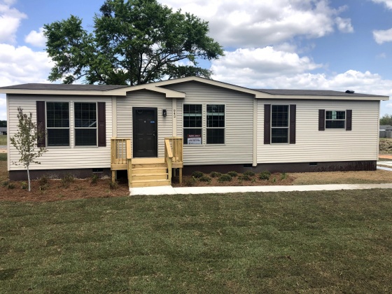 Defuniak Springs, Florida 32435, 3 Bedrooms Bedrooms, ,2 BathroomsBathrooms,Residential,For Sale,Graysen,863156