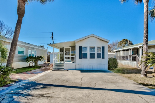 Miramar Beach, Florida 32550, 1 Bedroom Bedrooms, ,1 BathroomBathrooms,Residential,For Sale,Bradley,863255