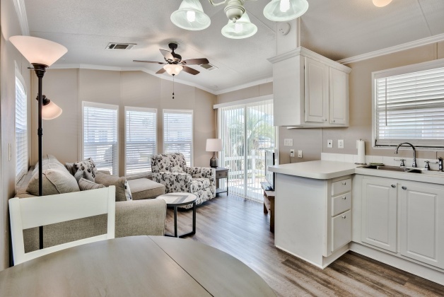Miramar Beach, Florida 32550, 1 Bedroom Bedrooms, ,1 BathroomBathrooms,Residential,For Sale,Bradley,863255