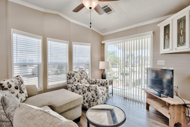 Miramar Beach, Florida 32550, 1 Bedroom Bedrooms, ,1 BathroomBathrooms,Residential,For Sale,Bradley,863255