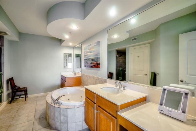Other, Florida N/A, 2 Bedrooms Bedrooms, ,2 BathroomsBathrooms,Residential,For Sale,Nelle,863293
