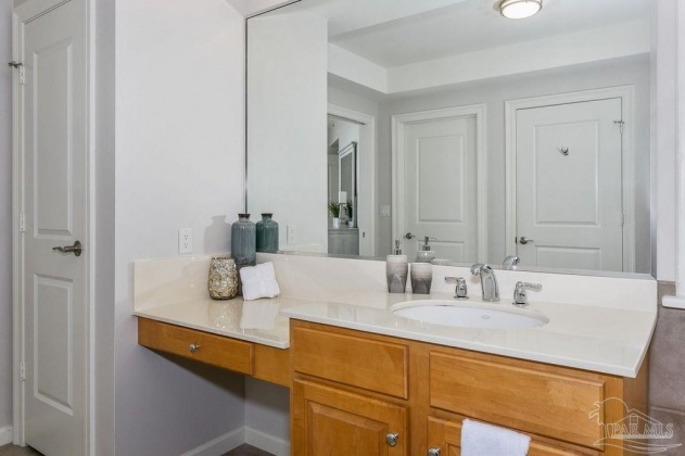 Other, Florida N/A, 3 Bedrooms Bedrooms, ,3 BathroomsBathrooms,Residential,For Sale,Nelle,863295