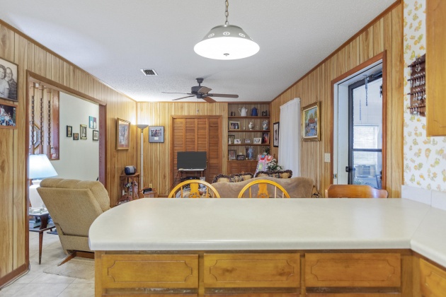 Defuniak Springs, Florida 32433, 3 Bedrooms Bedrooms, ,2 BathroomsBathrooms,Residential,For Sale,Us Highway 90,863334