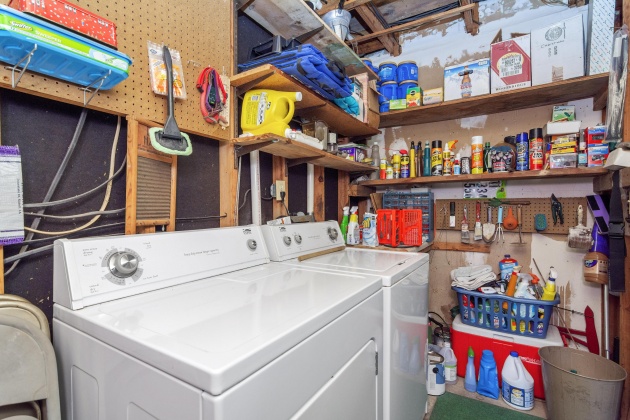Defuniak Springs, Florida 32433, 3 Bedrooms Bedrooms, ,2 BathroomsBathrooms,Residential,For Sale,Us Highway 90,863334