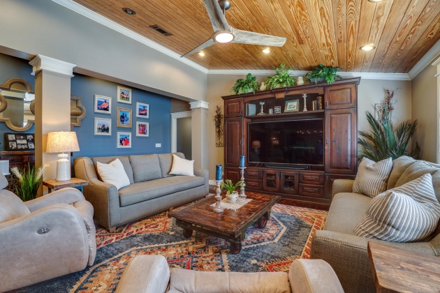 Panama City, Florida 32405, 4 Bedrooms Bedrooms, ,4 BathroomsBathrooms,Residential,For Sale,30th,863338