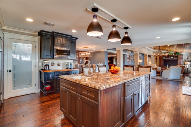 Panama City, Florida 32405, 4 Bedrooms Bedrooms, ,4 BathroomsBathrooms,Residential,For Sale,30th,863338