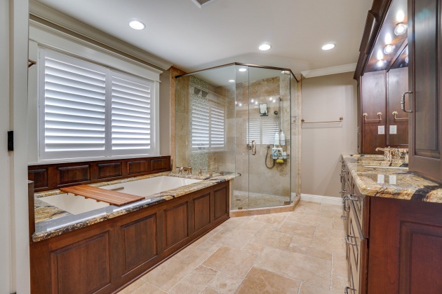 Panama City, Florida 32405, 4 Bedrooms Bedrooms, ,4 BathroomsBathrooms,Residential,For Sale,30th,863338