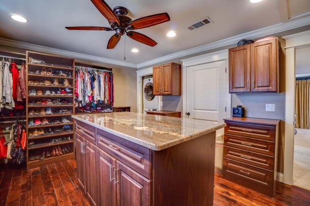 Panama City, Florida 32405, 4 Bedrooms Bedrooms, ,4 BathroomsBathrooms,Residential,For Sale,30th,863338