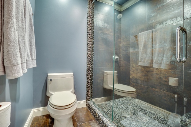 Panama City, Florida 32405, 4 Bedrooms Bedrooms, ,4 BathroomsBathrooms,Residential,For Sale,30th,863338