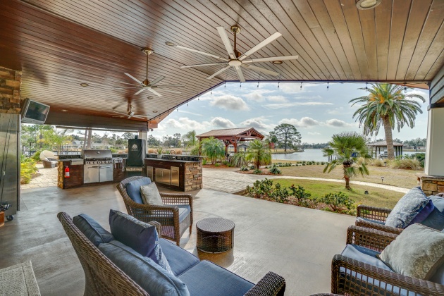 Panama City, Florida 32405, 4 Bedrooms Bedrooms, ,4 BathroomsBathrooms,Residential,For Sale,30th,863338