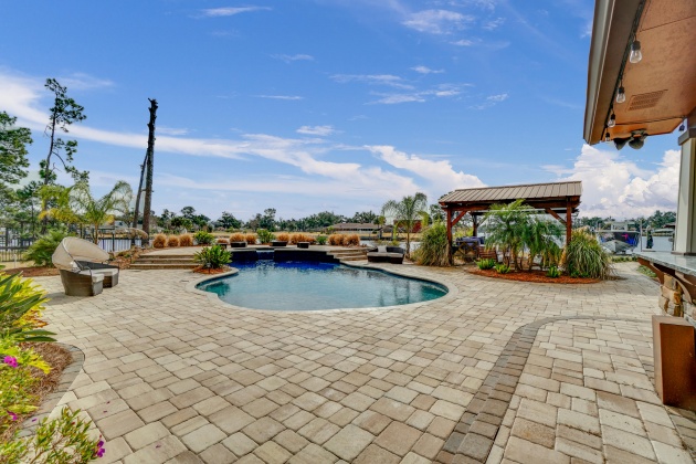 Panama City, Florida 32405, 4 Bedrooms Bedrooms, ,4 BathroomsBathrooms,Residential,For Sale,30th,863338