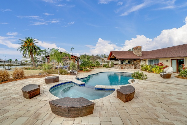 Panama City, Florida 32405, 4 Bedrooms Bedrooms, ,4 BathroomsBathrooms,Residential,For Sale,30th,863338