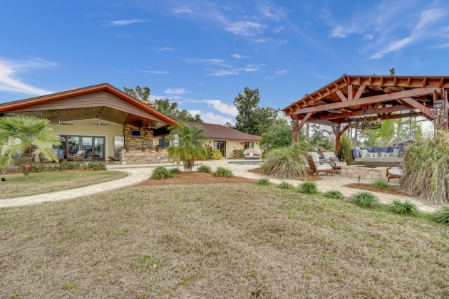 Panama City, Florida 32405, 4 Bedrooms Bedrooms, ,4 BathroomsBathrooms,Residential,For Sale,30th,863338