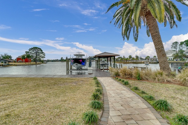 Panama City, Florida 32405, 4 Bedrooms Bedrooms, ,4 BathroomsBathrooms,Residential,For Sale,30th,863338