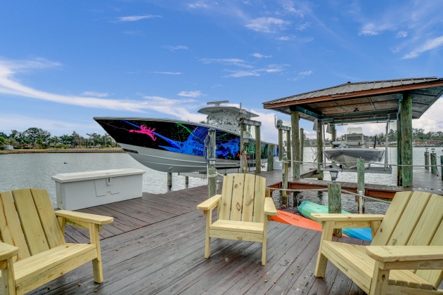 Panama City, Florida 32405, 4 Bedrooms Bedrooms, ,4 BathroomsBathrooms,Residential,For Sale,30th,863338