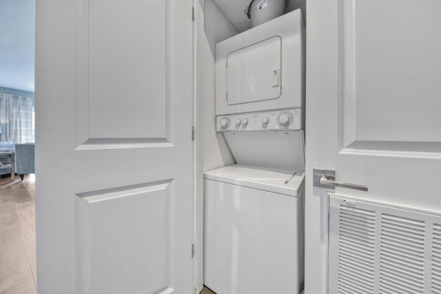 Santa Rosa Beach, Florida 32459, 1 Bedroom Bedrooms, ,2 BathroomsBathrooms,Residential,For Sale,Co Highway 30-A,863522
