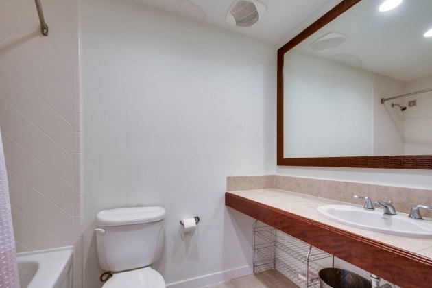 Miramar Beach, Florida 32550, 2 Bedrooms Bedrooms, ,2 BathroomsBathrooms,Residential,For Sale,Sandestin Blvd,863647