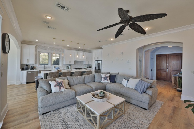 Destin, Florida 32541, 7 Bedrooms Bedrooms, ,6 BathroomsBathrooms,Residential,For Sale,Rendezvous,863627