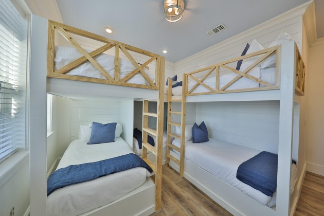 Destin, Florida 32541, 7 Bedrooms Bedrooms, ,6 BathroomsBathrooms,Residential,For Sale,Rendezvous,863627