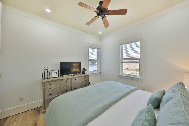 Destin, Florida 32541, 7 Bedrooms Bedrooms, ,6 BathroomsBathrooms,Residential,For Sale,Rendezvous,863627