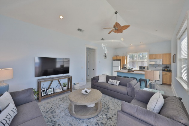 Destin, Florida 32541, 7 Bedrooms Bedrooms, ,6 BathroomsBathrooms,Residential,For Sale,Rendezvous,863627