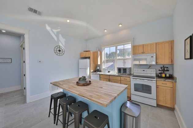 Destin, Florida 32541, 7 Bedrooms Bedrooms, ,6 BathroomsBathrooms,Residential,For Sale,Rendezvous,863627