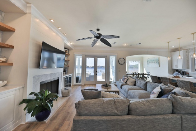 Destin, Florida 32541, 7 Bedrooms Bedrooms, ,6 BathroomsBathrooms,Residential,For Sale,Rendezvous,863627