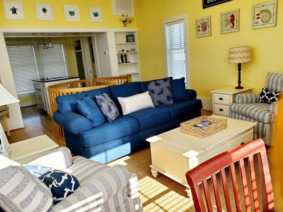 Panama City Beach, Florida 32413, 2 Bedrooms Bedrooms, ,3 BathroomsBathrooms,Residential,For Sale,Lakefront,859549