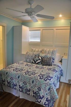 Panama City Beach, Florida 32413, 2 Bedrooms Bedrooms, ,3 BathroomsBathrooms,Residential,For Sale,Lakefront,859549
