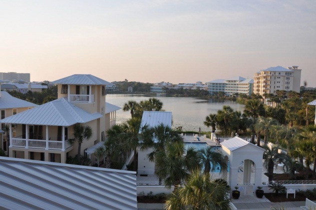 Panama City Beach, Florida 32413, 2 Bedrooms Bedrooms, ,3 BathroomsBathrooms,Residential,For Sale,Lakefront,859549