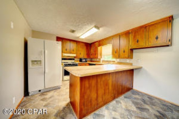 Panama City, Florida 32404, 2 Bedrooms Bedrooms, ,2 BathroomsBathrooms,Residential,For Sale,Foxhill,863945