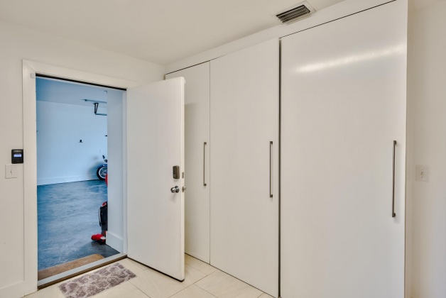 Destin, Florida 32541, 3 Bedrooms Bedrooms, ,3 BathroomsBathrooms,Residential,For Sale,Harbor,864032