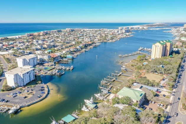 Destin, Florida 32541, 3 Bedrooms Bedrooms, ,3 BathroomsBathrooms,Residential,For Sale,Harbor,864032