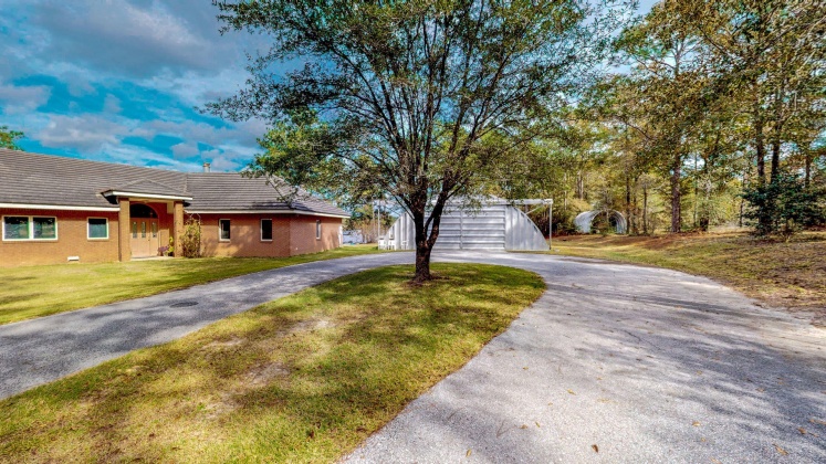 Defuniak Springs, Florida 32435, 4 Bedrooms Bedrooms, ,3 BathroomsBathrooms,Residential,For Sale,LAKE WILSON DR,864101