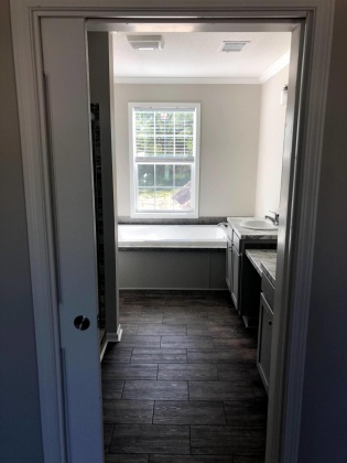 Defuniak Springs, Florida 32435, 3 Bedrooms Bedrooms, ,2 BathroomsBathrooms,Residential,For Sale,Giles,859178