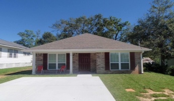 Crestview, Florida 32539, 3 Bedrooms Bedrooms, ,2 BathroomsBathrooms,Residential,For Sale,Lee,864530