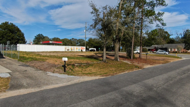 Defuniak Springs, Florida 32435, ,Commercial for Sale,For Sale,Orange,864588