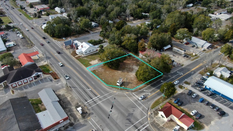 Defuniak Springs, Florida 32433, ,Commercial for Sale,For Sale,US 90,864589