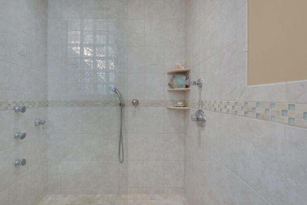 Miramar Beach, Florida 32550, 4 Bedrooms Bedrooms, ,5 BathroomsBathrooms,Residential,For Sale,Lakeview Beach,864837