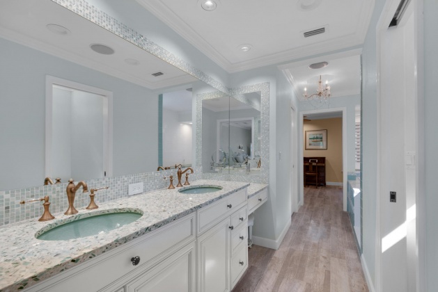 Miramar Beach, Florida 32550, 4 Bedrooms Bedrooms, ,5 BathroomsBathrooms,Residential,For Sale,Lakeview Beach,864837