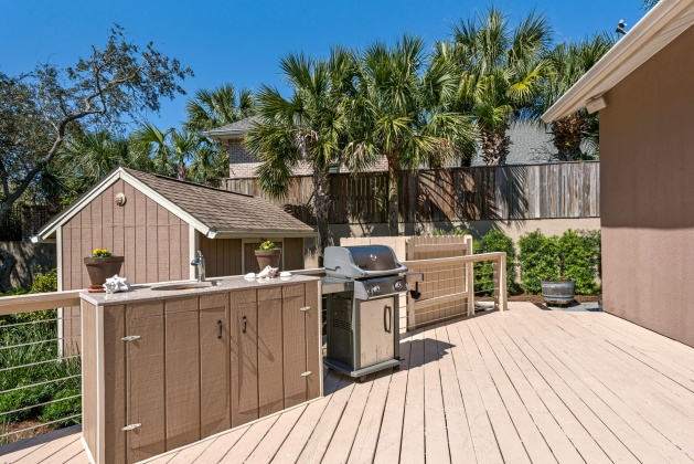 Miramar Beach, Florida 32550, 4 Bedrooms Bedrooms, ,5 BathroomsBathrooms,Residential,For Sale,Lakeview Beach,864837