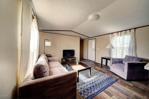 Panama City, Florida 32404, 3 Bedrooms Bedrooms, ,2 BathroomsBathrooms,Residential,For Sale,Katherine,864924
